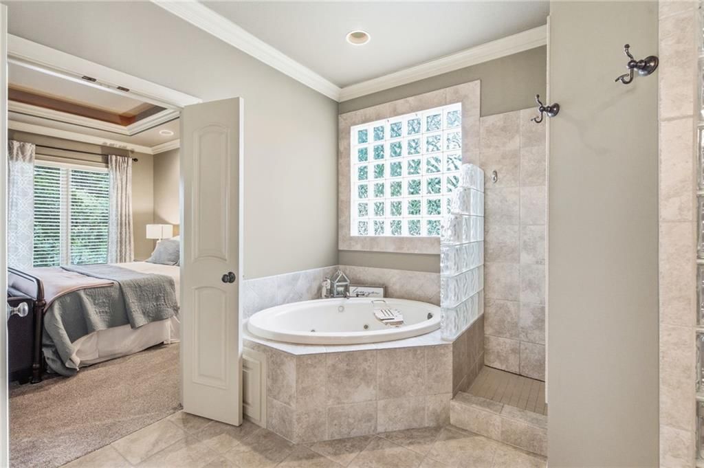 138 S Shore Drive — photo 45