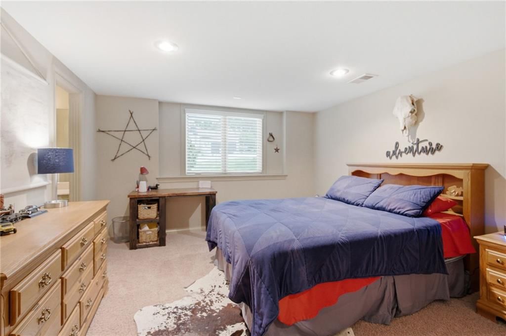 138 S Shore Drive — photo 70