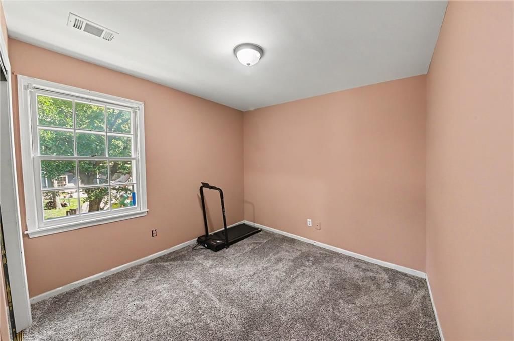 4927 Brockway Street — photo 15