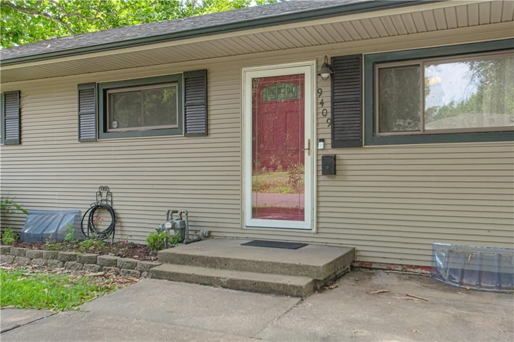 9409 E 69th Street — photo 2