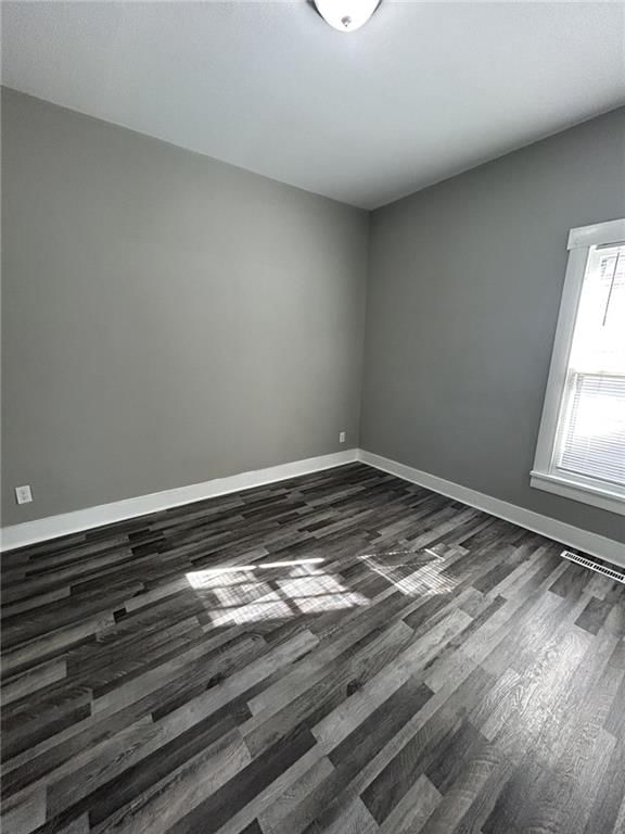 1919 S Broadway Street — photo 15