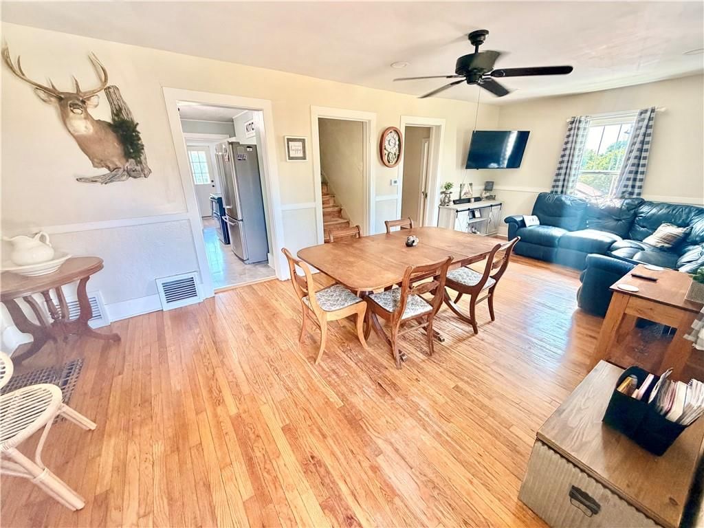400 W Markey Street — photo 13
