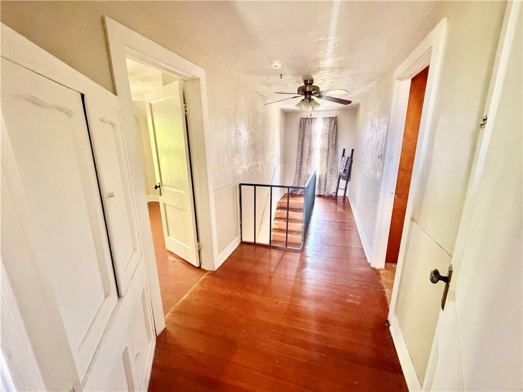 400 W Markey Street — photo 21