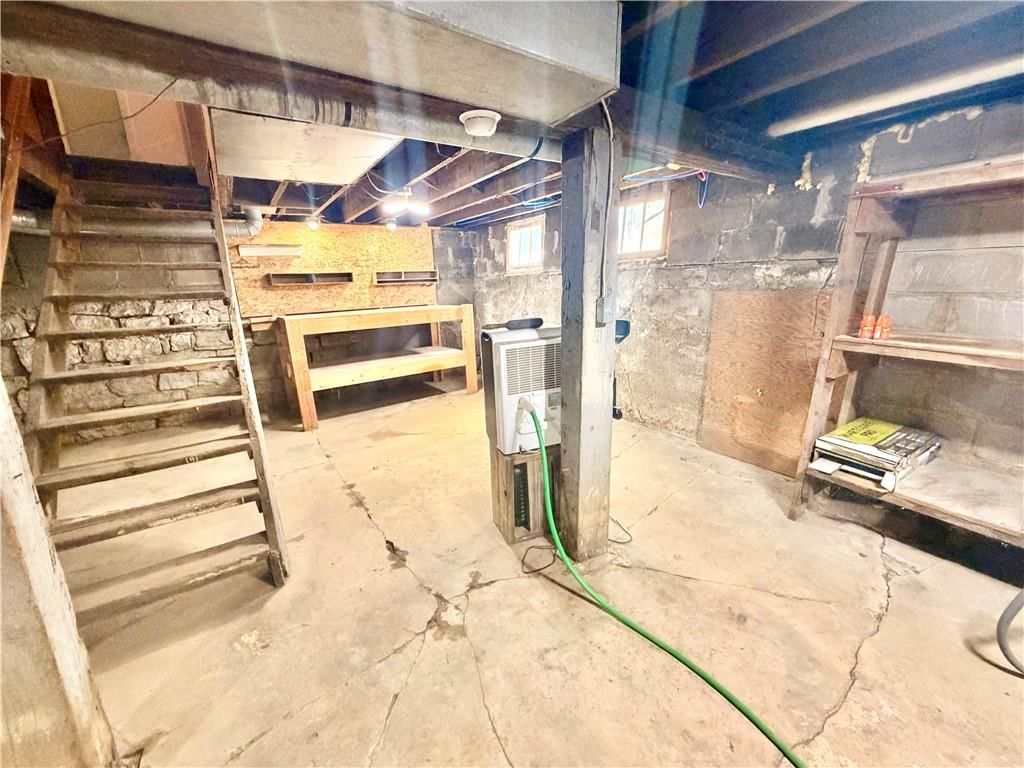 400 W Markey Street — photo 22