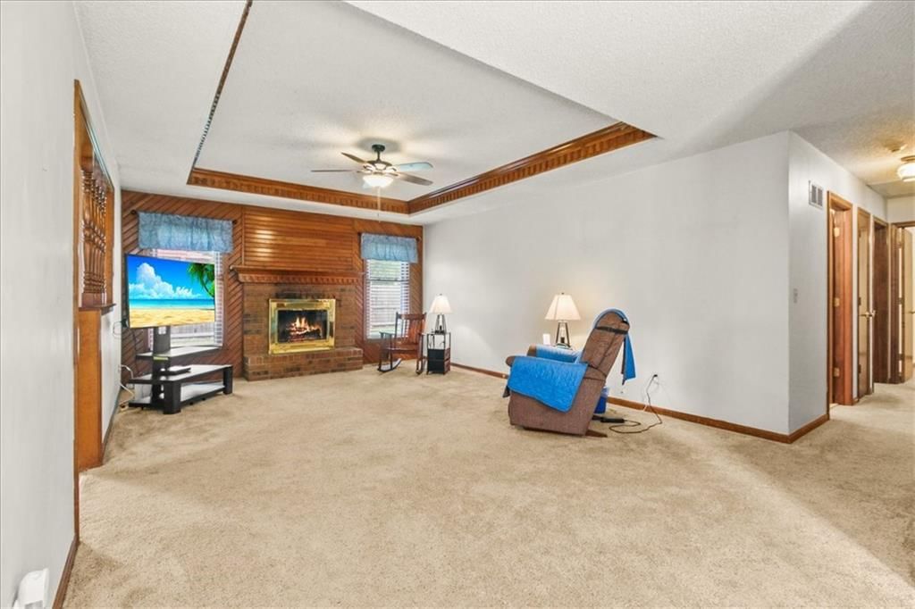 4409 SW 12th Street — photo 4