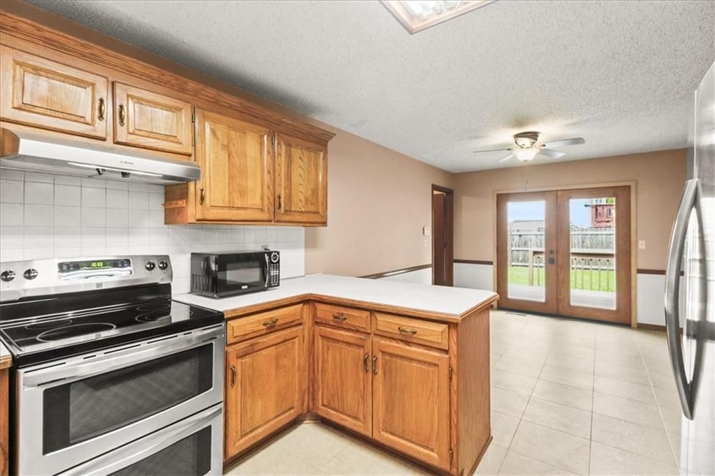 4409 SW 12th Street — photo 10