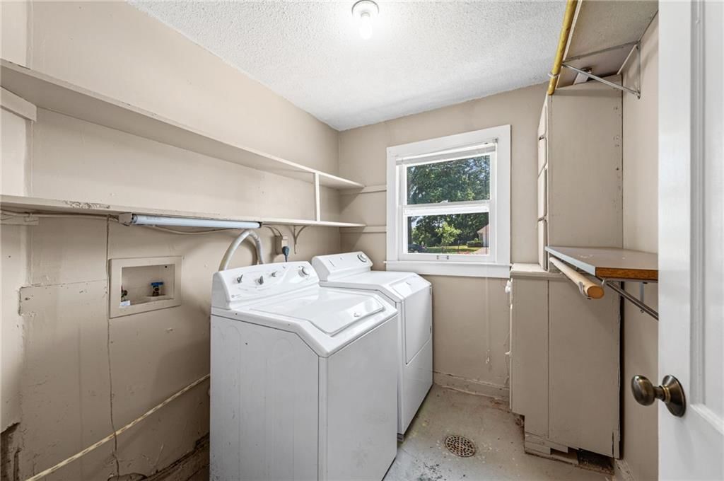 11815 Johnson Drive — photo 12