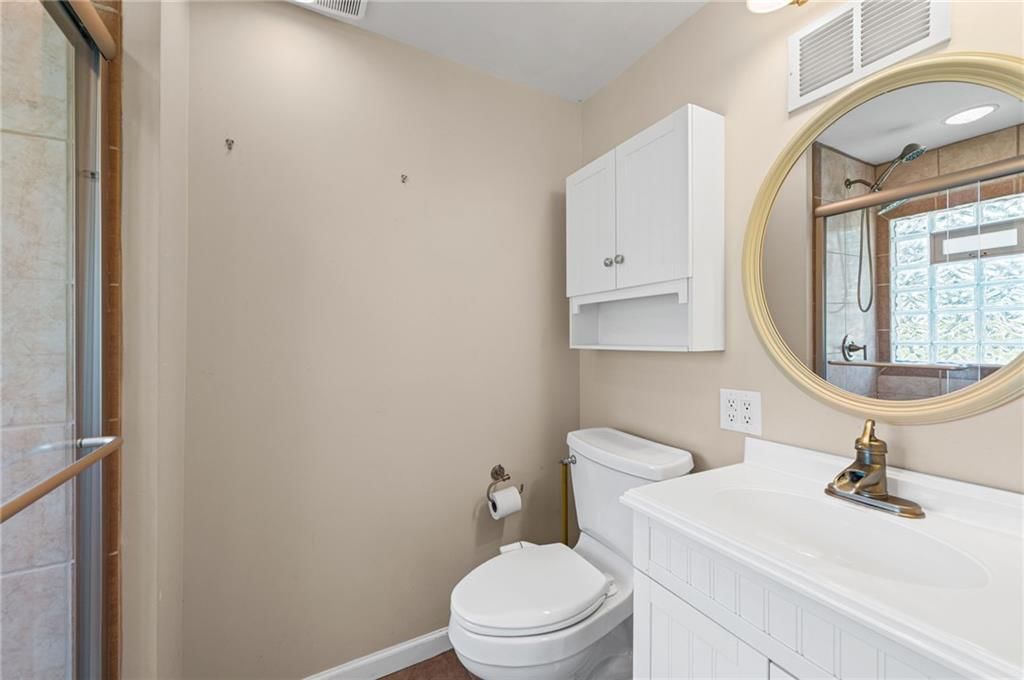11815 Johnson Drive — photo 14