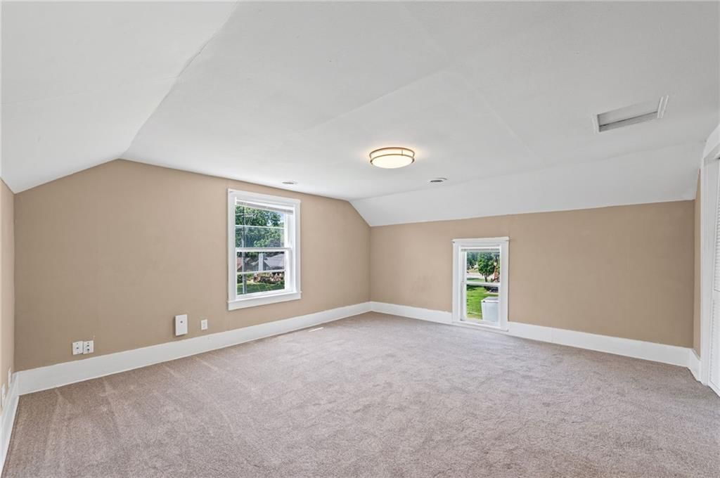 11815 Johnson Drive — photo 17