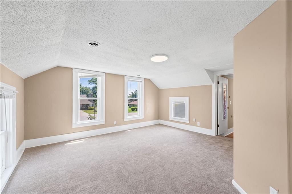 11815 Johnson Drive — photo 21