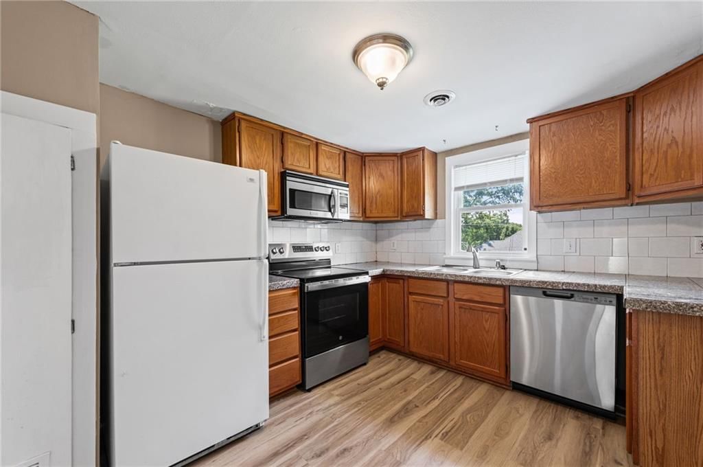 11815 Johnson Drive — photo 24