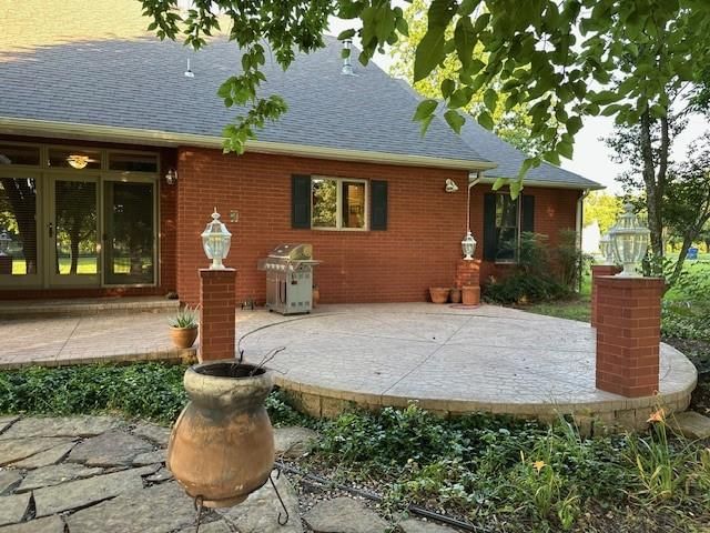 2 Timbercreek Road — photo 37