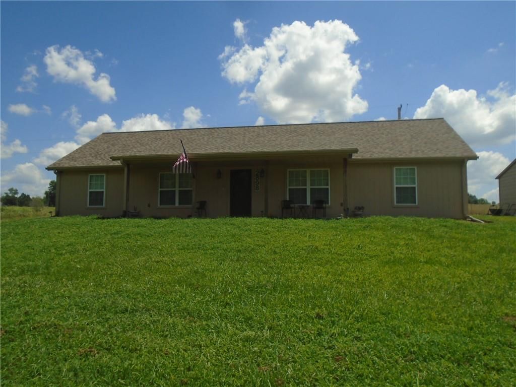 2898 BLUE BIRD Street — photo 1