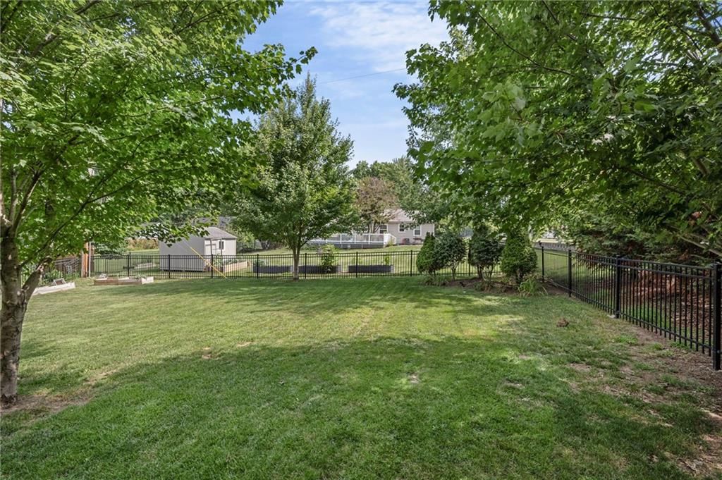 4631 W 61st Street — photo 30