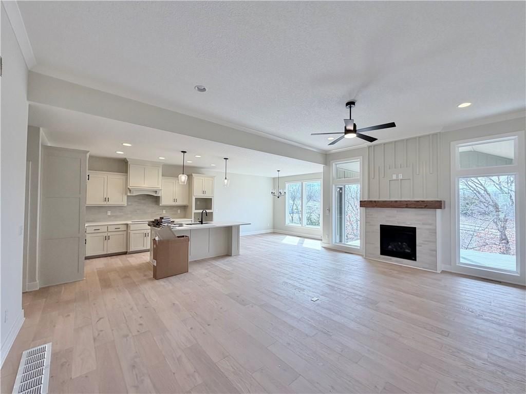 13775 NW 70th Street — photo 3
