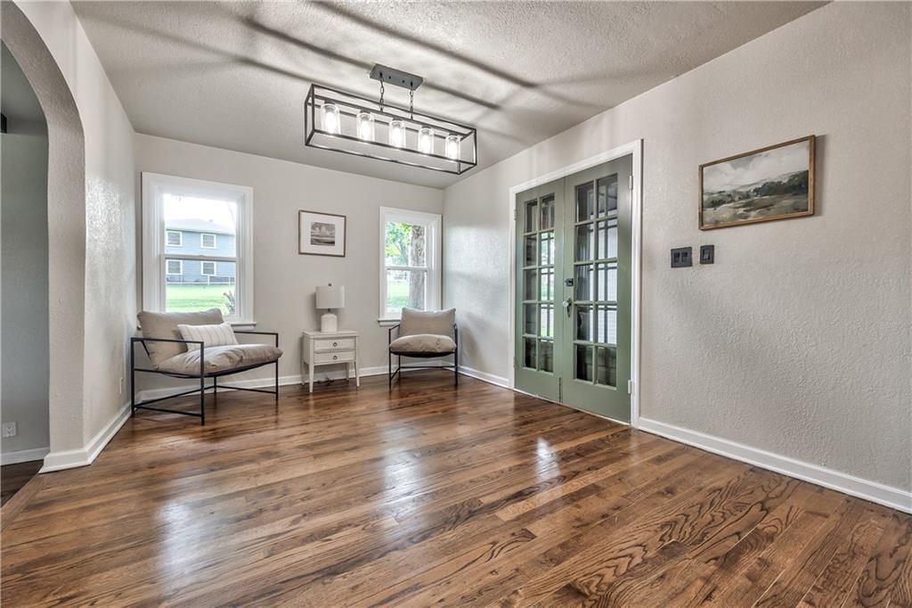 5200 Miami Avenue — photo 7