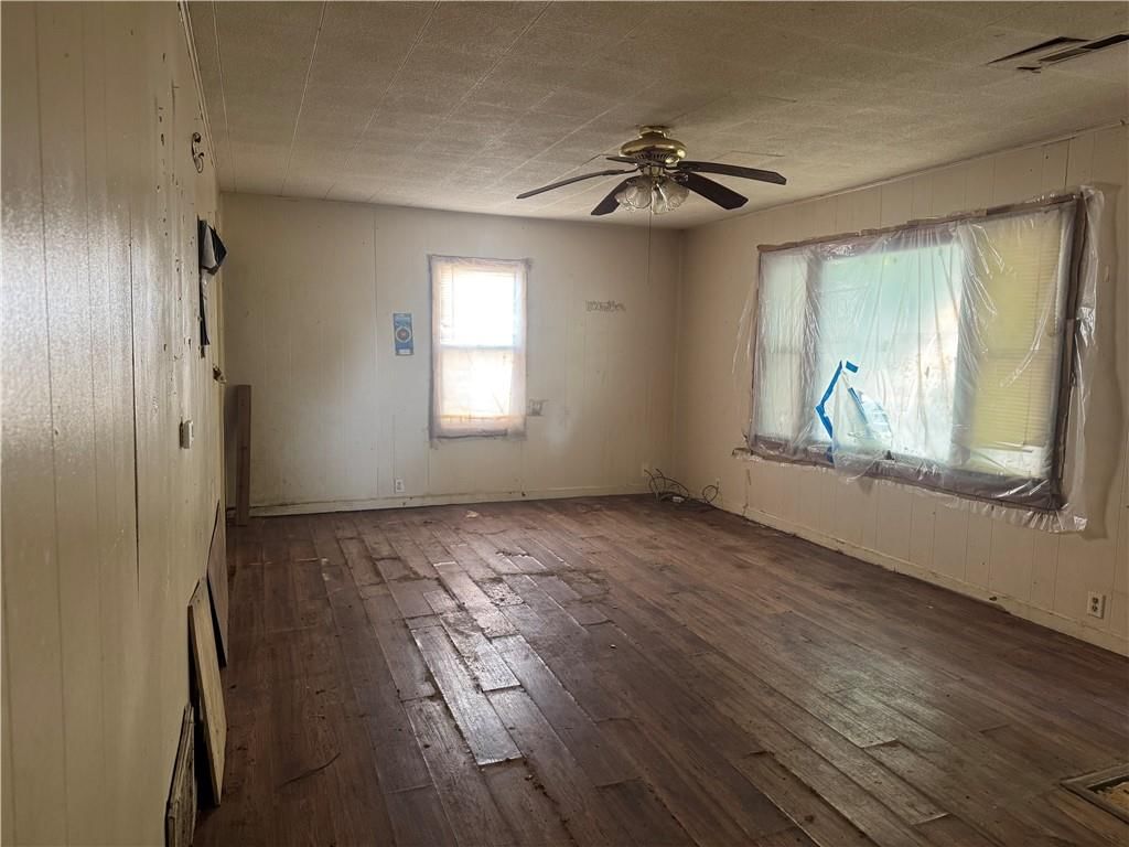 1522 Wilson Avenue — photo 10