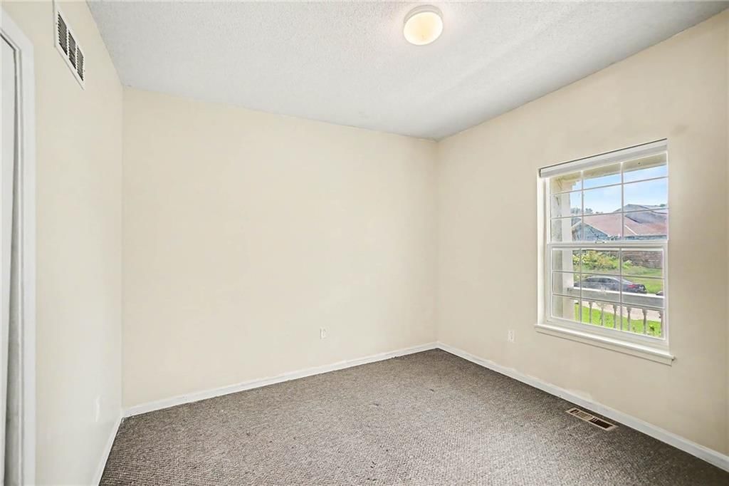 1328 Barnett Avenue — photo 17