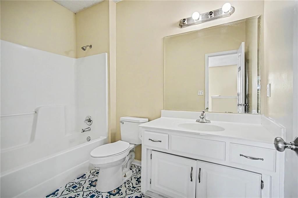 1328 Barnett Avenue — photo 20