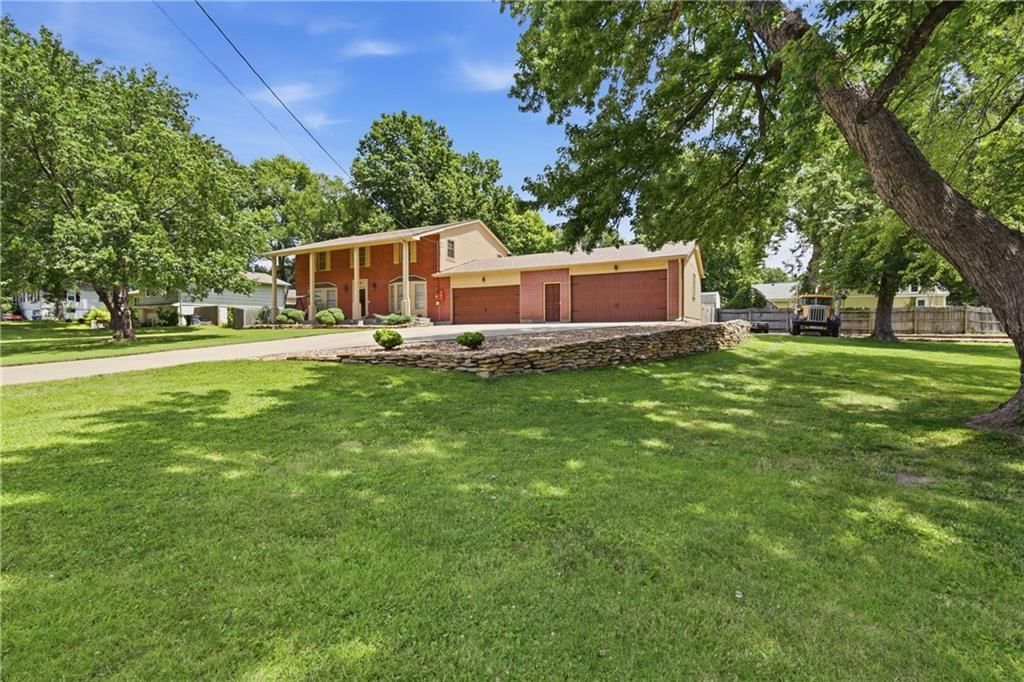 3609 S Phelps Road — photo 2