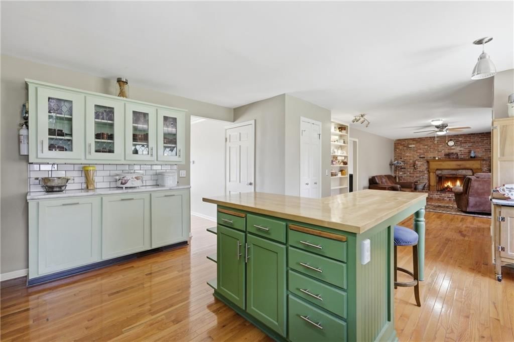 3609 S Phelps Road — photo 15