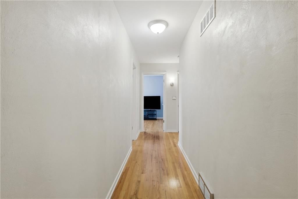 3609 S Phelps Road — photo 24