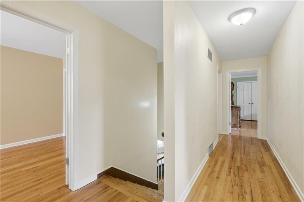 3609 S Phelps Road — photo 28