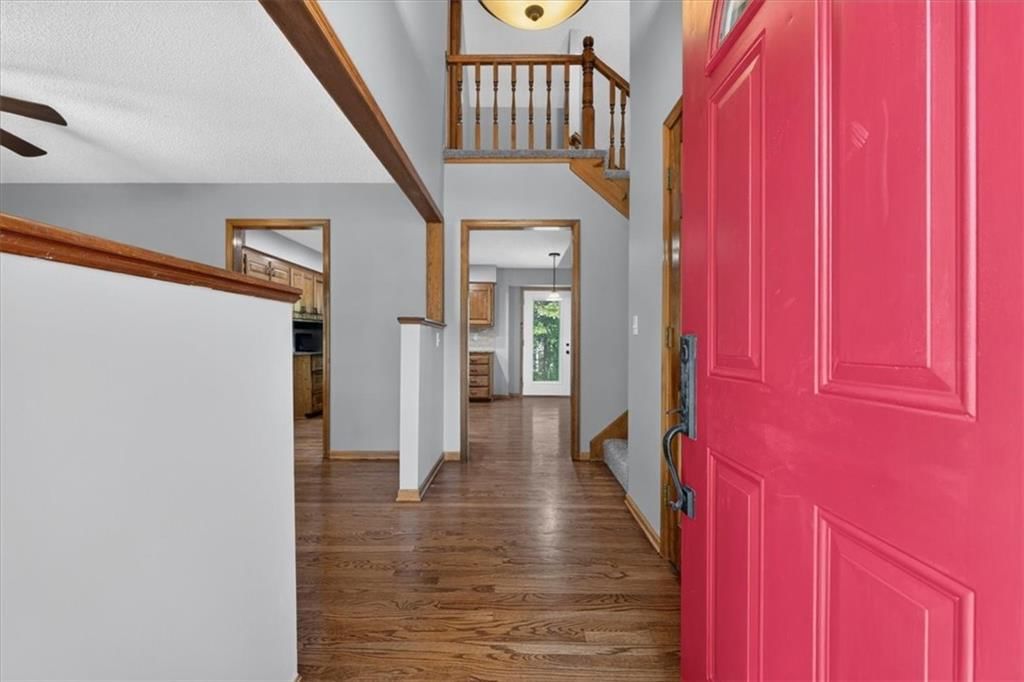 15624 W 81st Street — photo 2