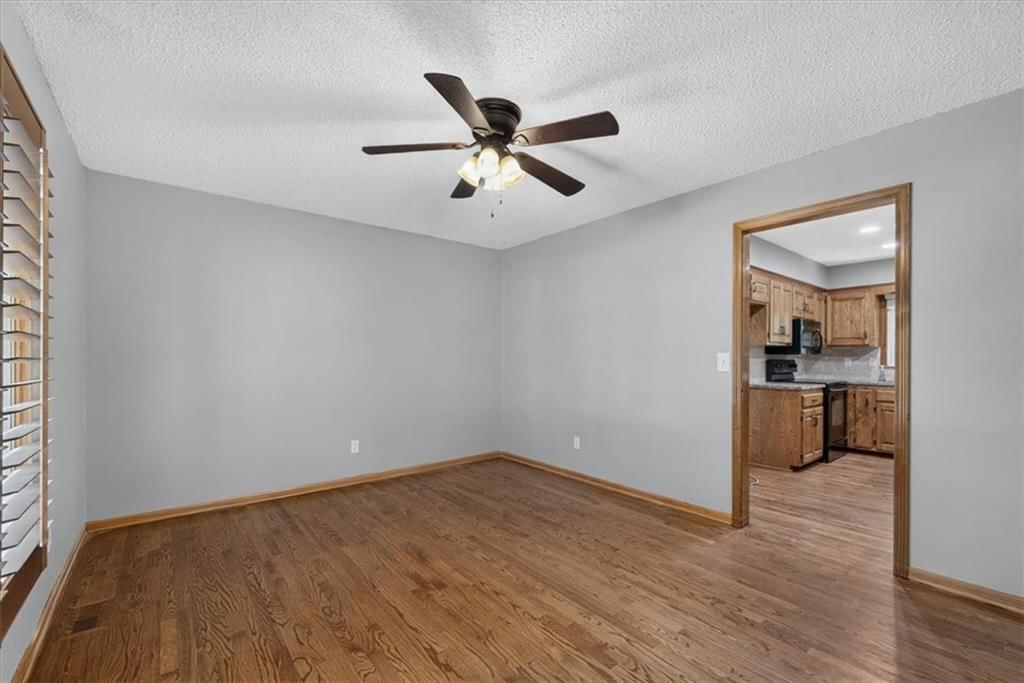 15624 W 81st Street — photo 24