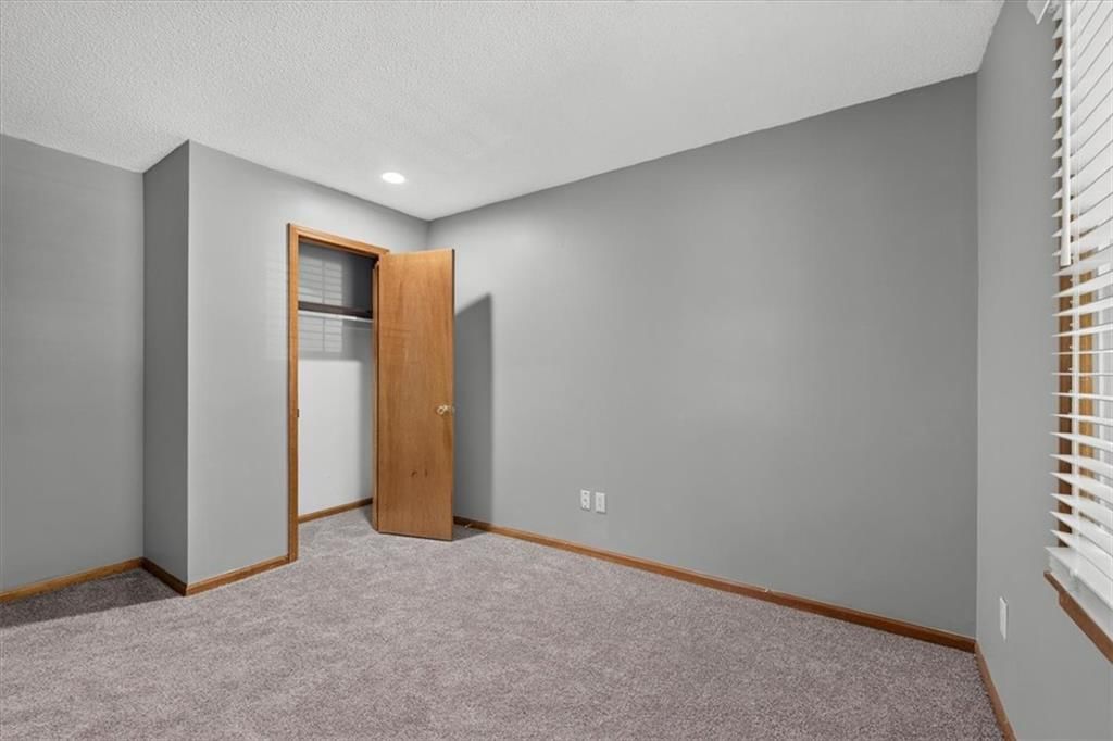 15624 W 81st Street — photo 34