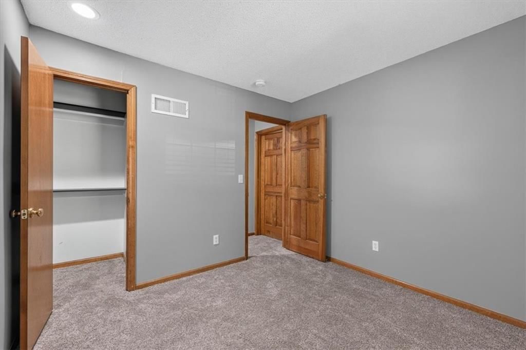 15624 W 81st Street — photo 39