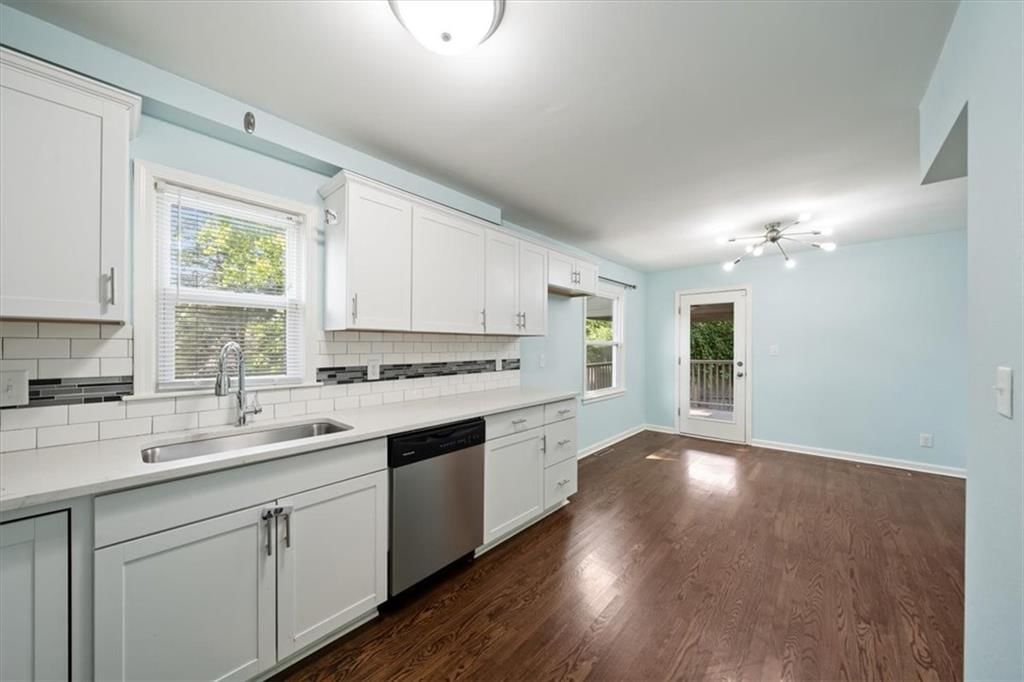 9004 Belleview Avenue — photo 8