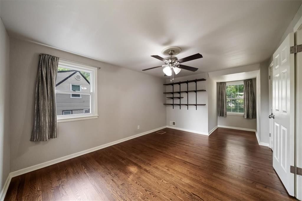 9004 Belleview Avenue — photo 15