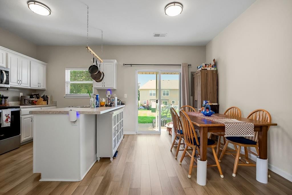 209 N 6th Terrace — photo 5