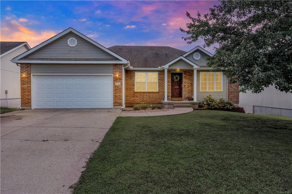 714 Burlington Road, Warrensburg, MO