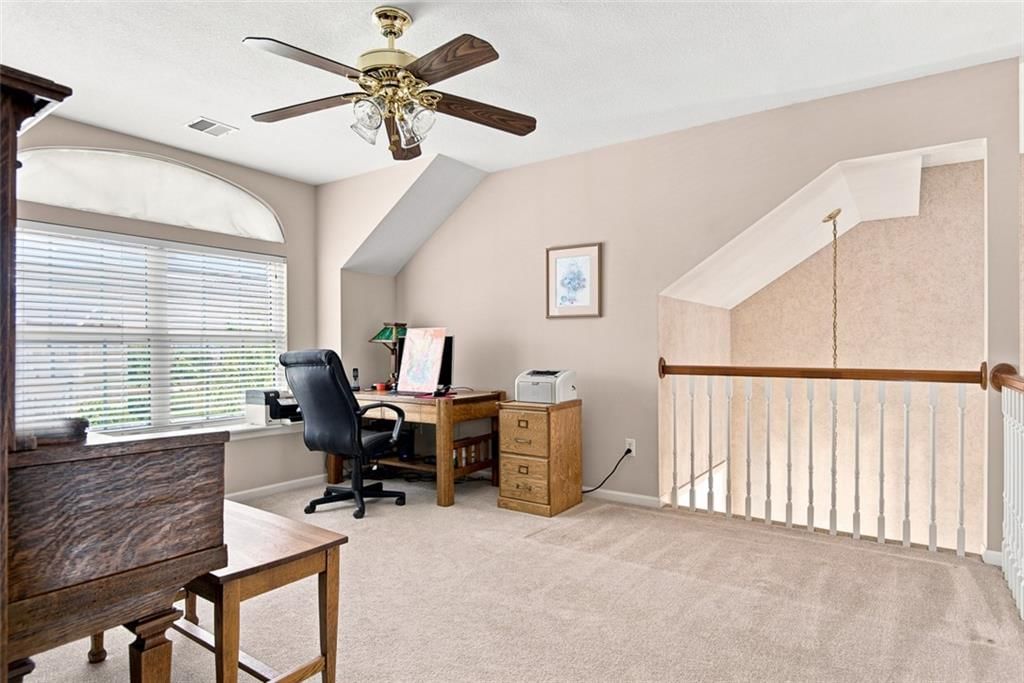 337 SE Canterbury Lane — photo 20