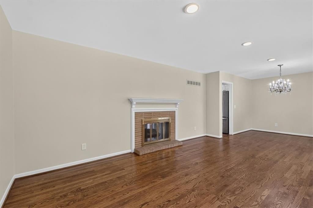 426 W 109th Street — photo 9