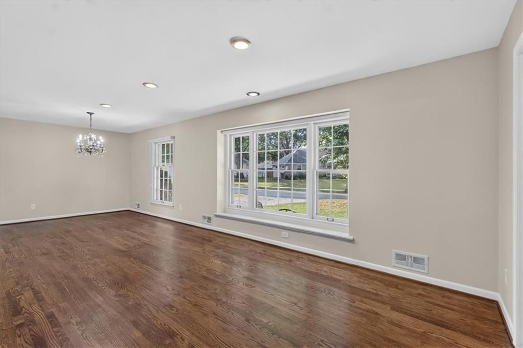 426 W 109th Street — photo 11