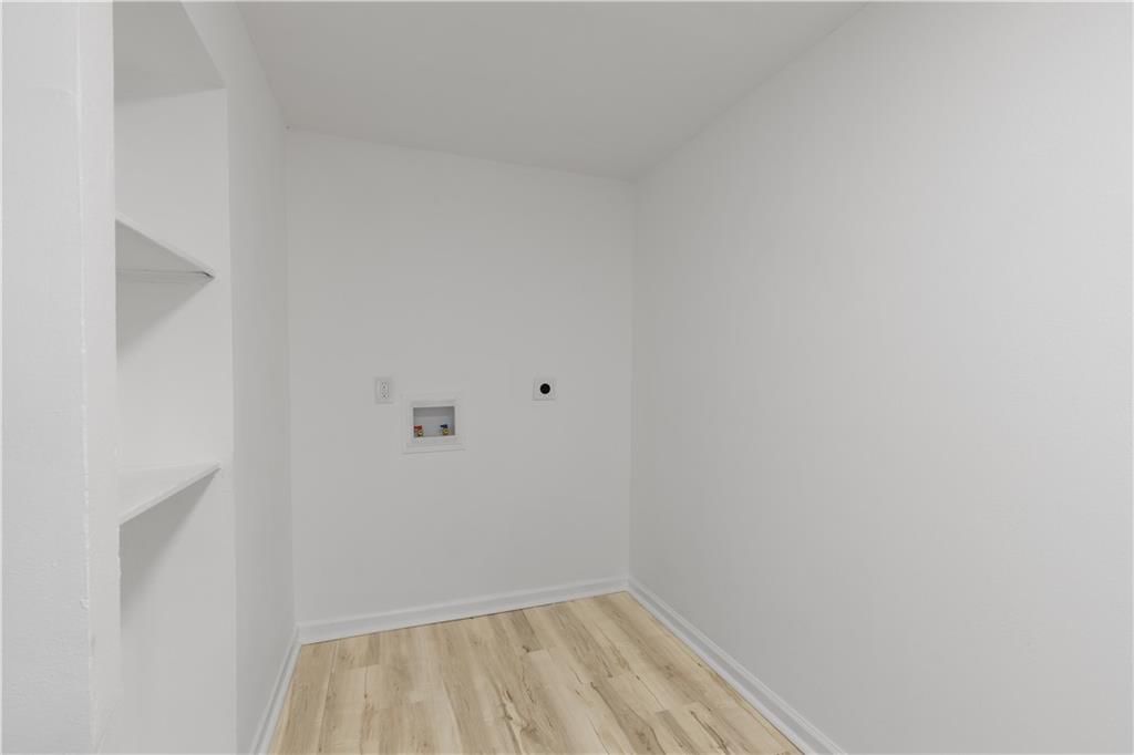 3242 Roberts Street — photo 17