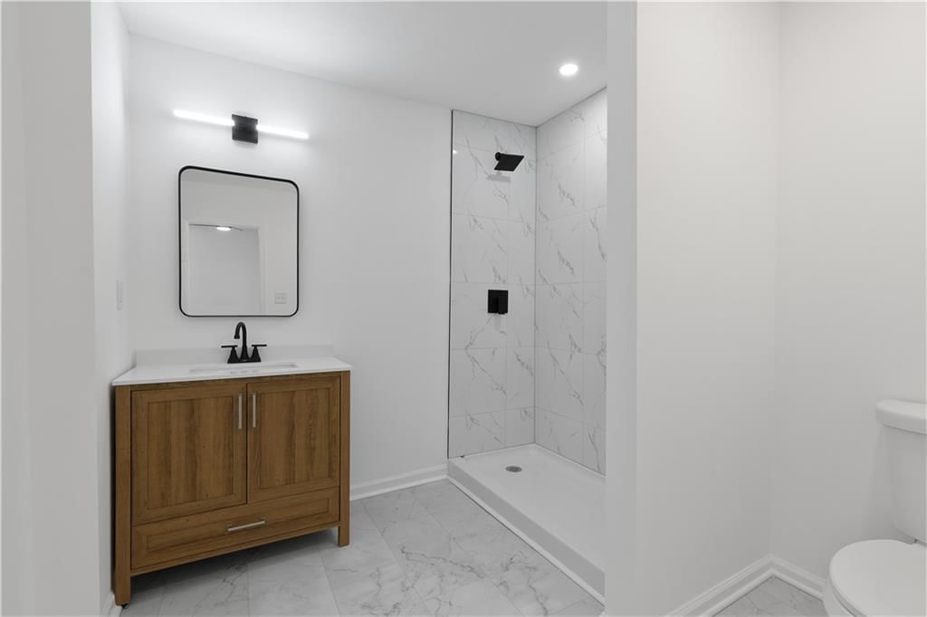 3242 Roberts Street — photo 26