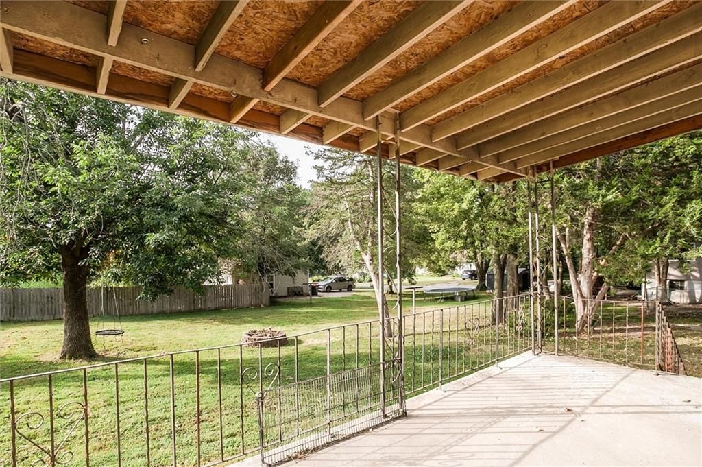 439 E Whittier Street — photo 13