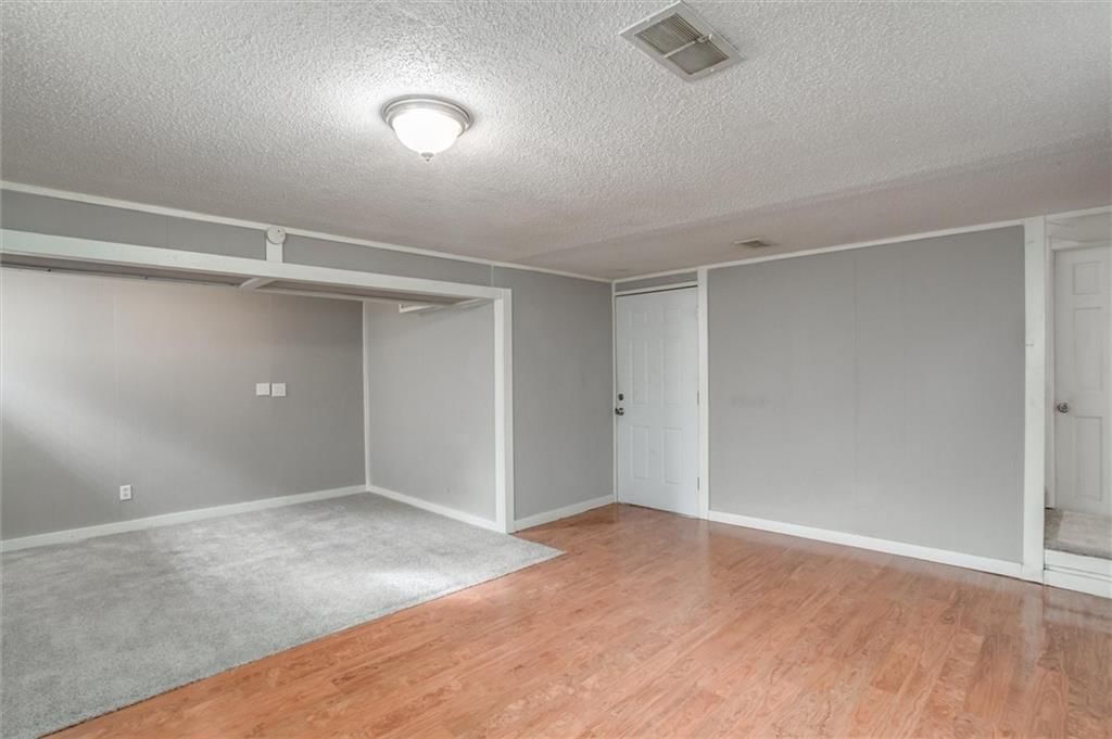 439 E Whittier Street — photo 22
