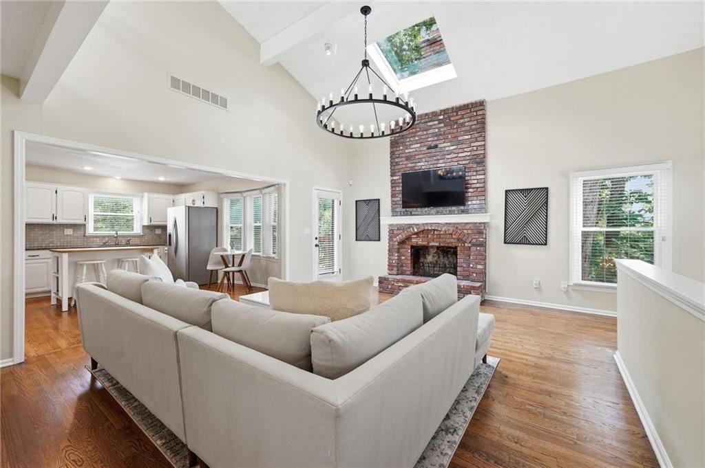 4105 NW 74th Street — photo 3