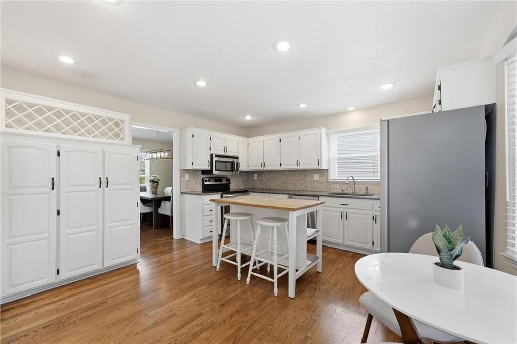 4105 NW 74th Street — photo 12