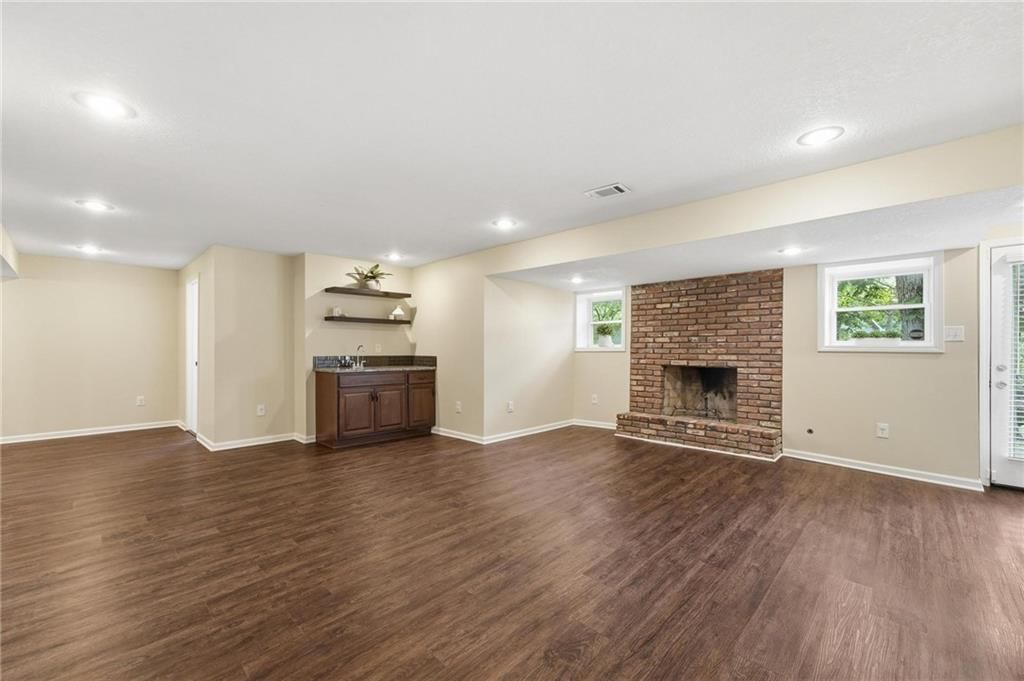 4105 NW 74th Street — photo 22