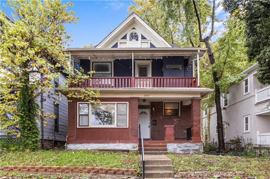 2925 Holmes Street — photo 1