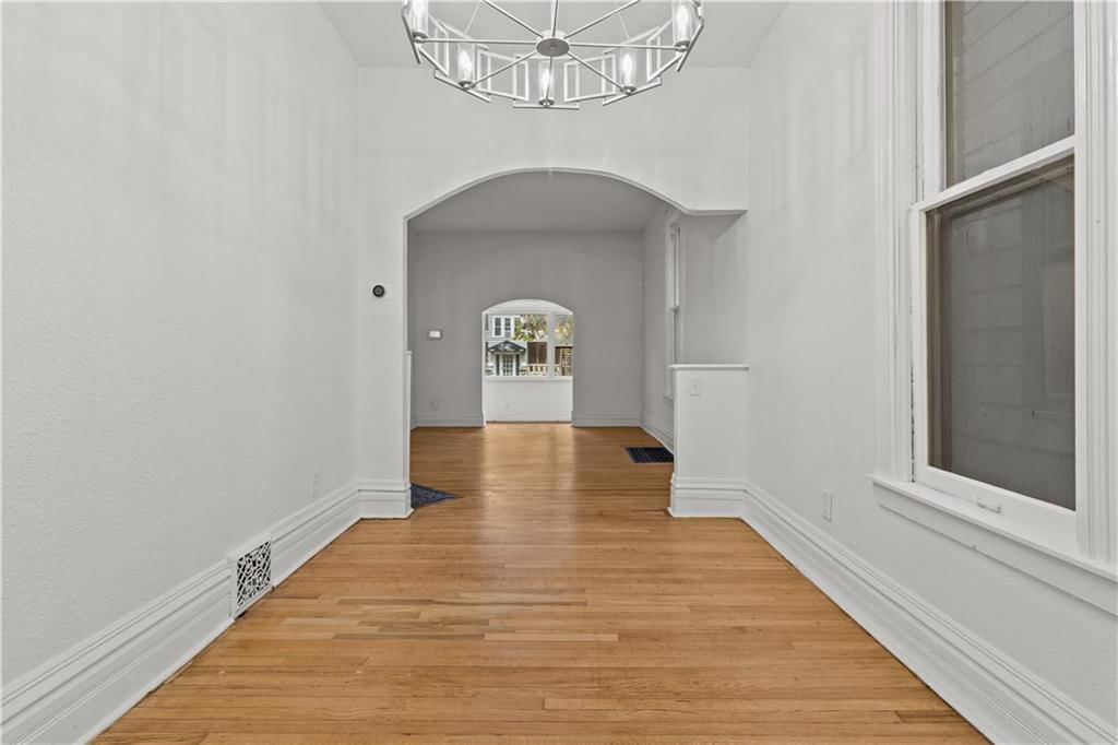 2925 Holmes Street — photo 5