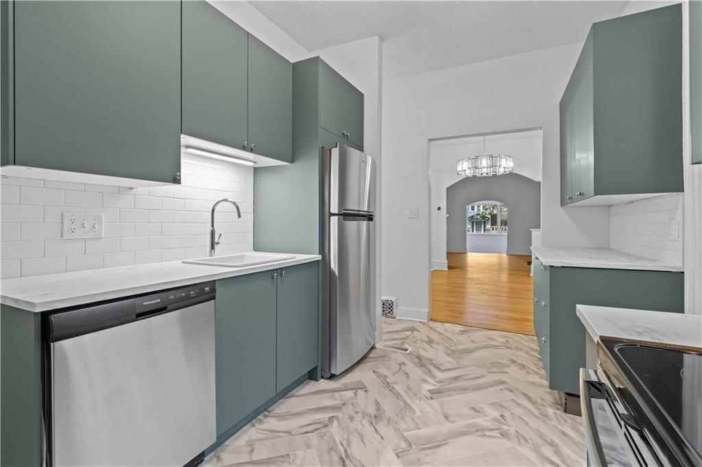 2925 Holmes Street — photo 7