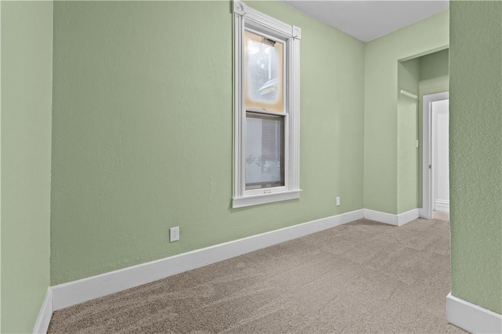2925 Holmes Street — photo 14