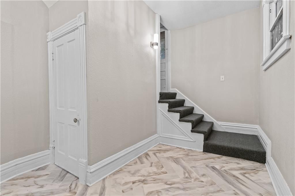 2925 Holmes Street — photo 16